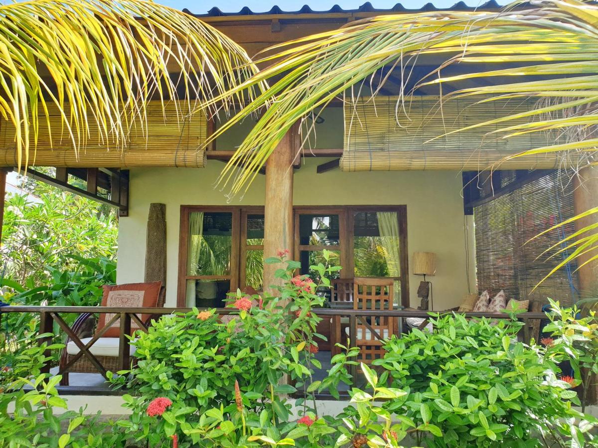 Waiara Village Guesthouse Maumere Kültér fotó