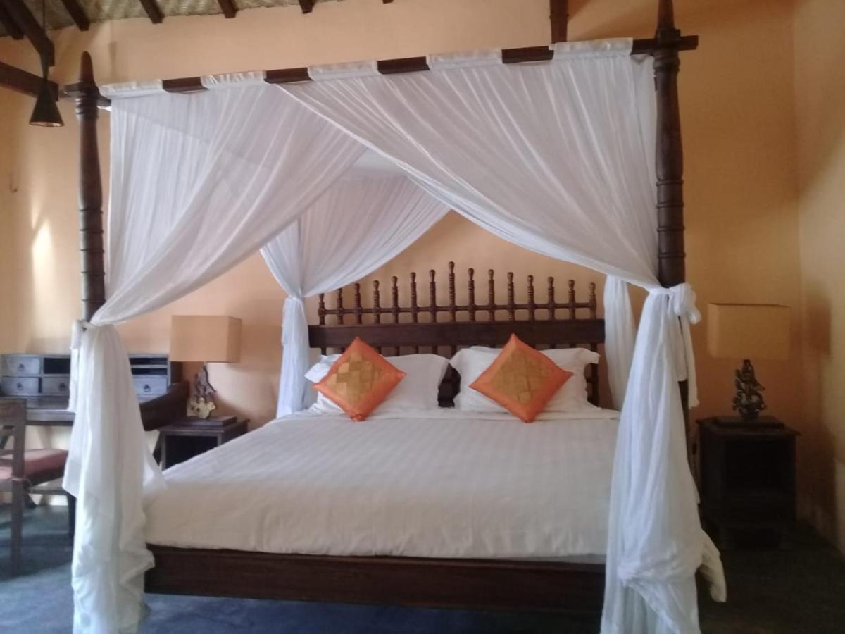 Waiara Village Guesthouse Maumere Szoba fotó